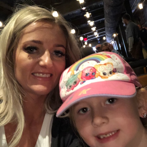 Meet your Posher, Brittany - Picture 1 of 1